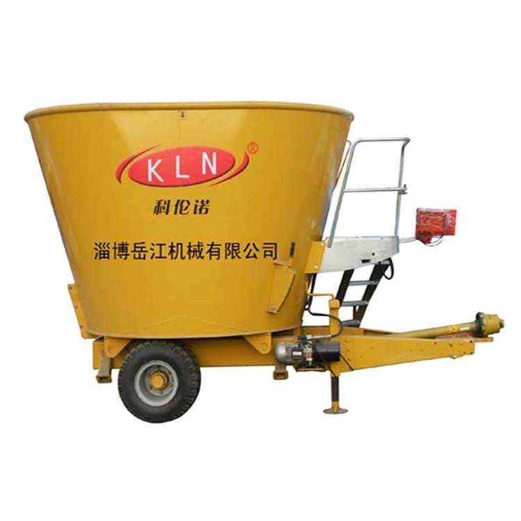Full Automatic 48 M3 Vertical Cow Feed TMR Mixer Machine Yellow Red Color
