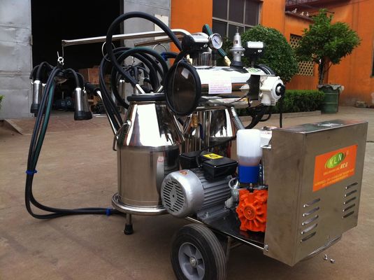 Portable Food Grade SS Mobile Milking Machine With Gasoline Engine