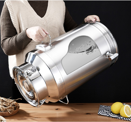 Hard Leakproof 304 Stainless Steel Sealing Tank For Dairy Farm