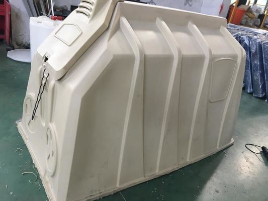 sturdy Thickness 3mm Plastic Calf Shelters reinforced polyester